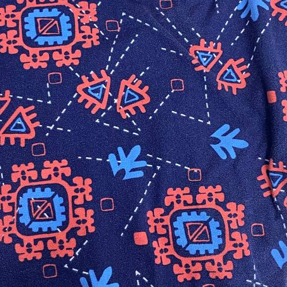 LulaRoe Tall & Curvy Leggings Blue & Pink with Light Blue Geometric Print - Picture 3 of 11